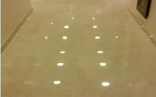 Okul Koridor Temizliği